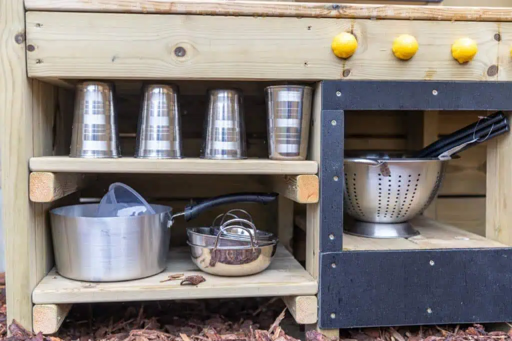 mud kitchen resources